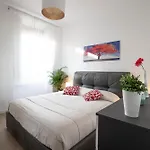 Only 10 Min To Duomo, Free Private Parking Easy Living *