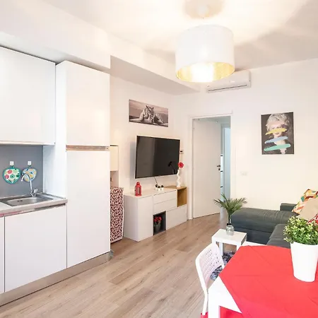 Only 10 Min To Duomo With Free Private Parking - Easy Living Lejlighed Milano