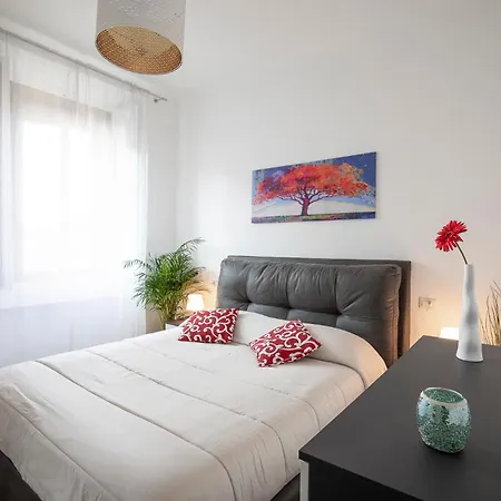 Lejlighed Only 10 Min To Duomo, Free Private Parking Easy Living Milano